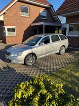 Skoda Octavia 1.6 TDI Ambiente Combi Ambiente - Skoda Octavia aus 2012 mit Diesel-Antrieb: Kombi, 1.6