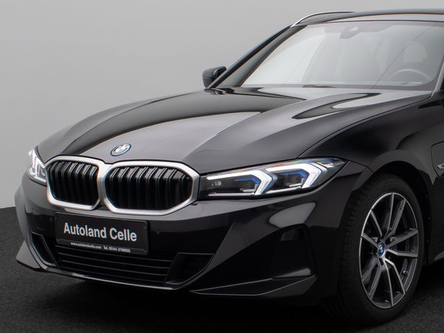 Foto Nummer 17: BMW 330e