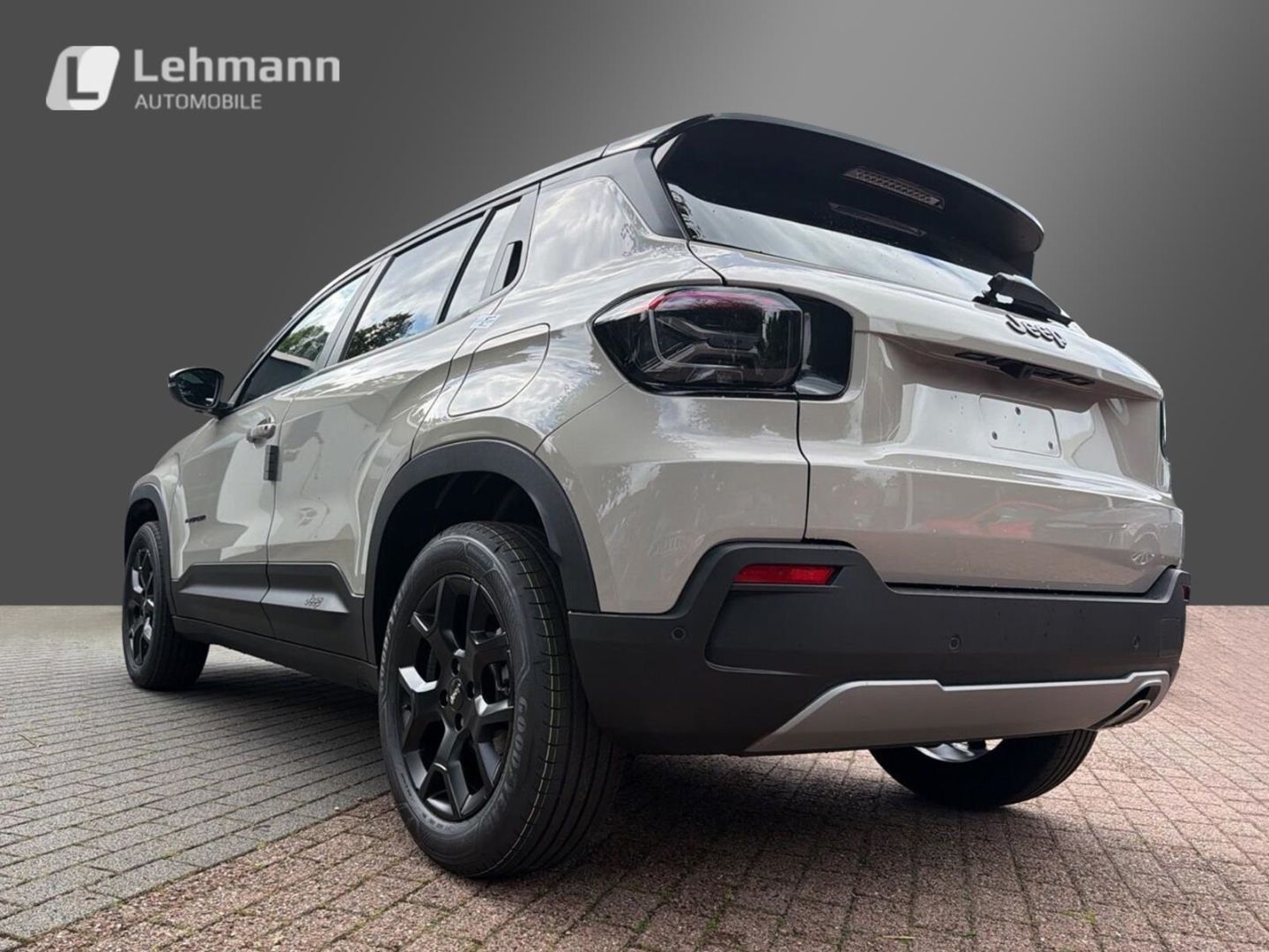 Fahrzeugabbildung Jeep Avenger Black Edition 1.2 MHEV -Panoramadach-MY2