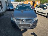Volkswagen Passat Variant Highline - : bis 2500 €, TÜV