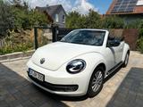 Volkswagen Beetle Cabriolet Sport 2.0 TDI weiß - Volkswagen Beetle Sport mit Diesel-Antrieb