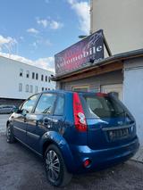 Ford Fiesta Connection - Ford Fiesta: Connection