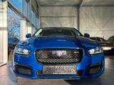 Jaguar XE Portfolio, 19 zoll, black pack,pano - Jaguar XE Gebrauchtwagen