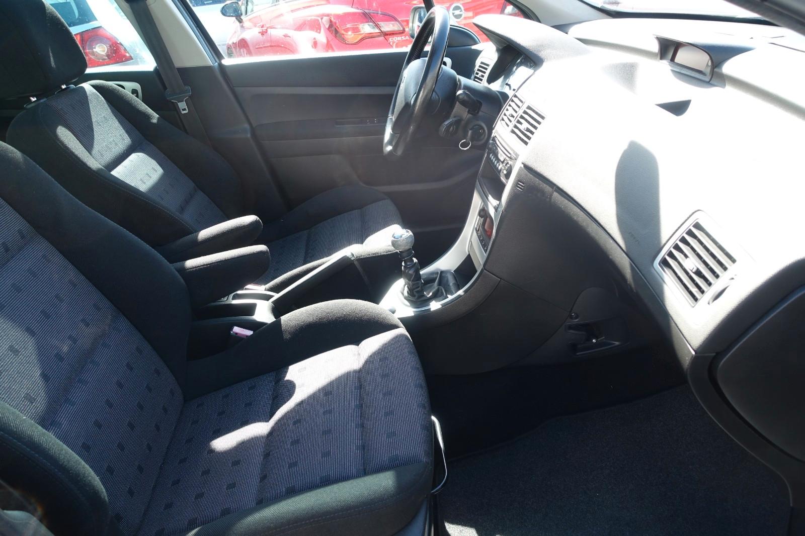 Peugeot 307 2005 — photo 19