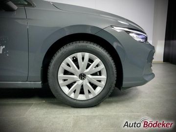 Volkswagen Golf VIII 1.5 TSI Life 6-Gang Bluetooth Navi LED