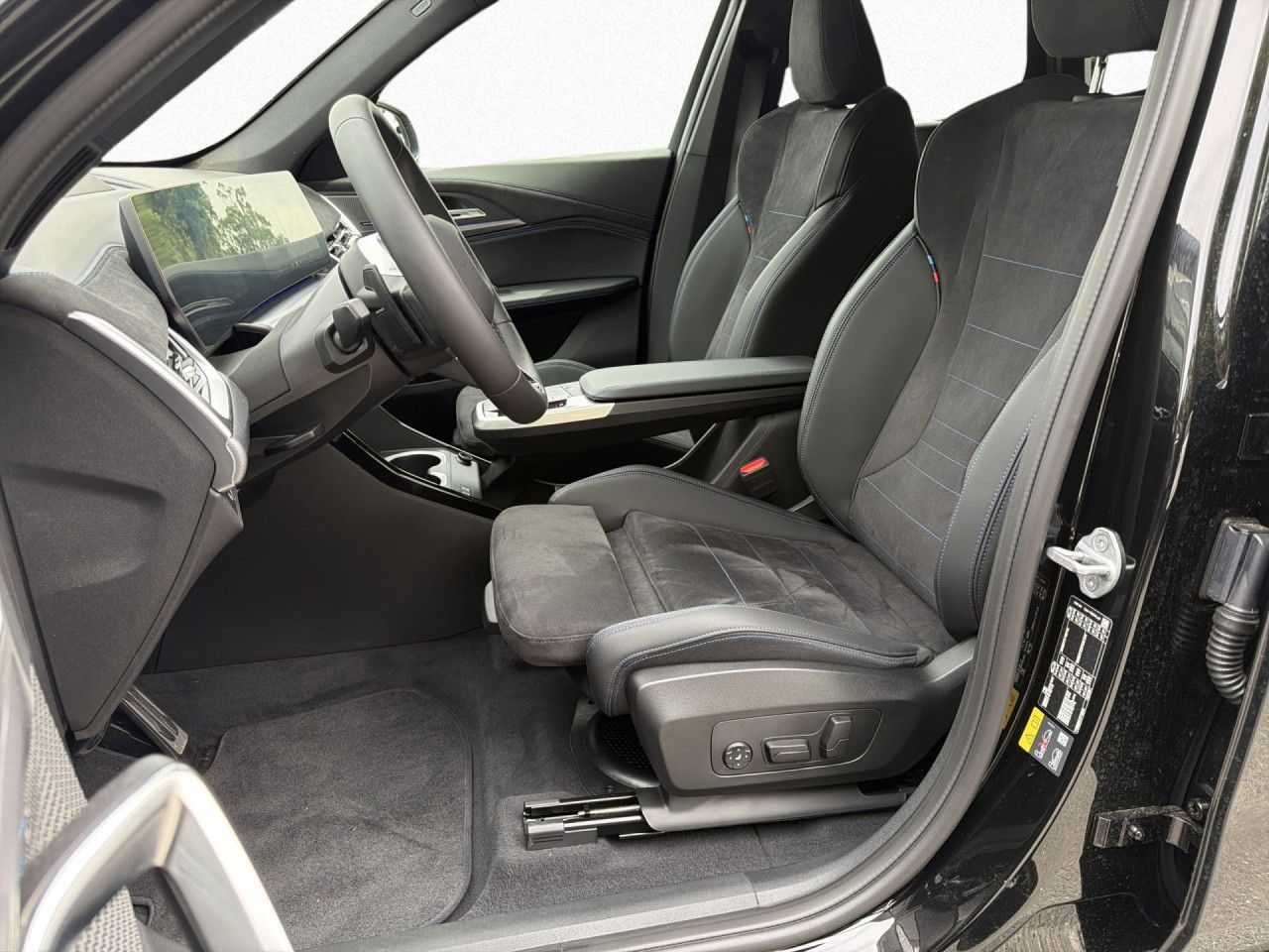 BMW iX1 - Bild 12