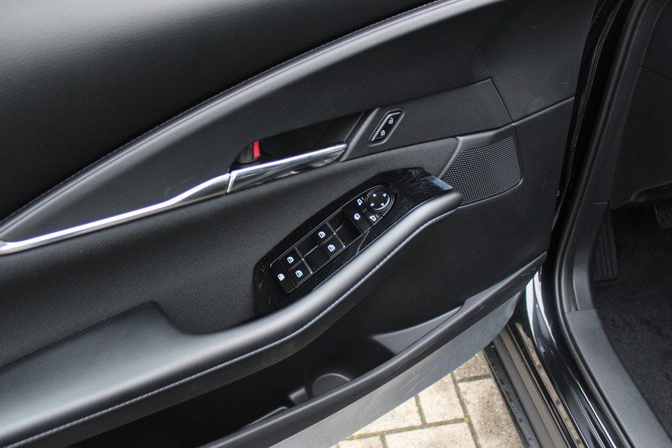 Fahrzeugabbildung Mazda CX-30 2025 M-Hybrid Exclusive-Line G-140 *Sofort