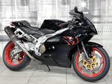 Aprilia RSV 1000 R - APRILIA RSV1000R