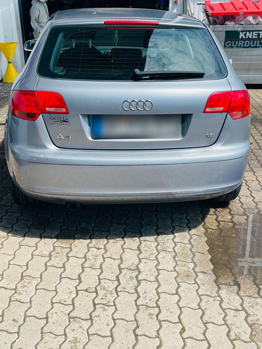 Audi A3 2005 — interior