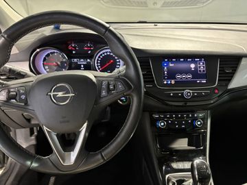 Fotografie 14 des Opel Astra 1.2 Turbo S/S AHK / Keyless Open