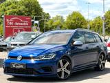 Volkswagen Golf VII R Variant 4Motion DSG/LED/ACC/KAMERA - gebrauchte Kombis in Villingen-Schwenningen