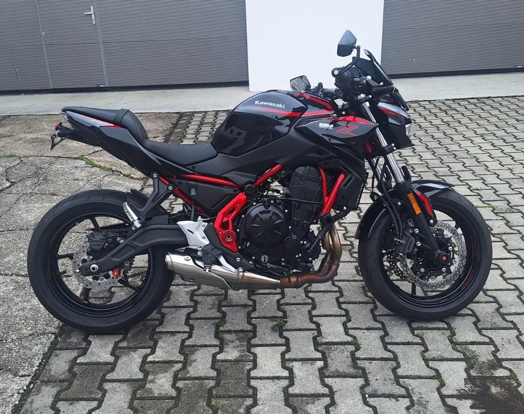 Kawasaki Z 650, 1. Hand, A2 optional, Garantie 09/29