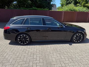 Mercedes C 200 - 4