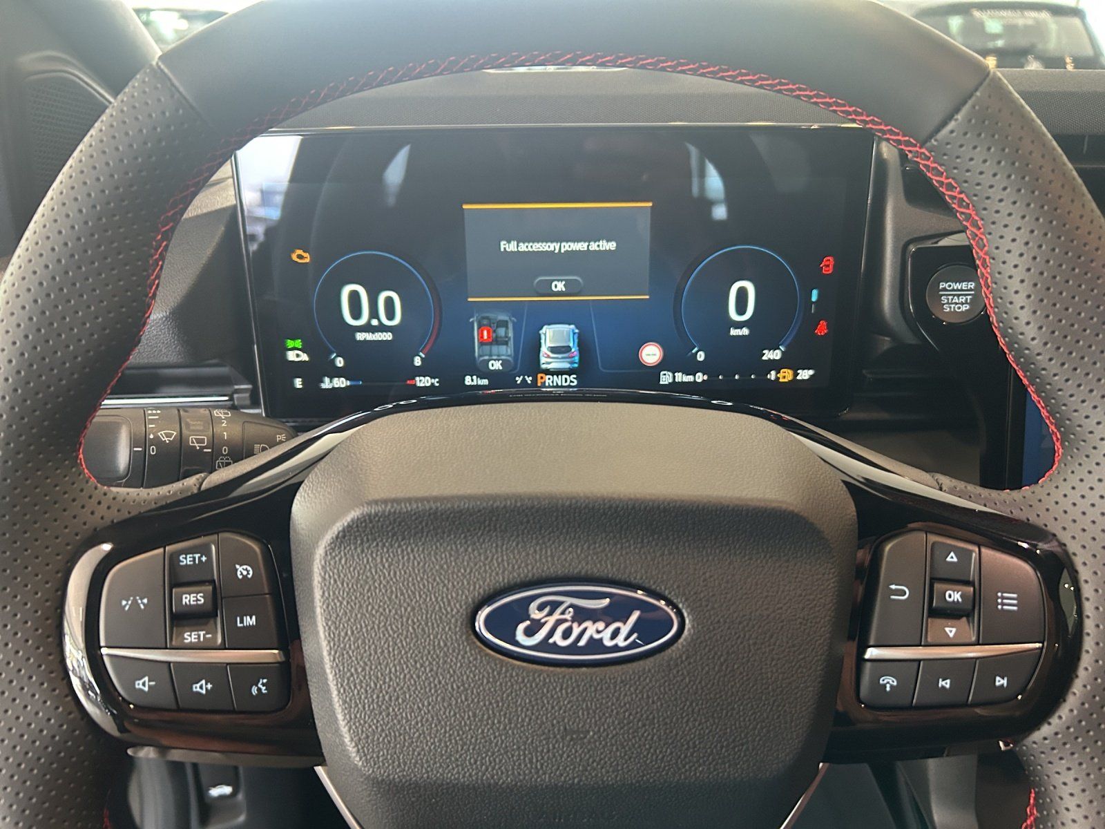Fahrzeugabbildung Ford Puma 1,0 ST Line Automatik,FGS 3/5 Jahr