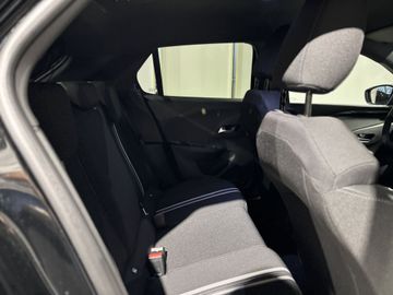 Fotografie 7 des Opel Corsa 1.2 Direct Injection Turbo GS