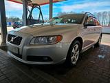 Volvo V70 3.2 L - Volvo V70: 3.2