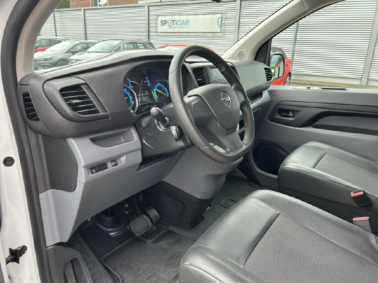 Fahrzeugabbildung Opel Vivaro Kasten Electric Edition M 75kWh