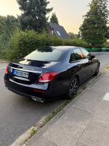 Mercedes-Benz E 220 d Autom. ACC Lane Assist HUD Apple CarPlay - Mercedes-Benz E 220 Gebrauchtwagen in Hamburg
