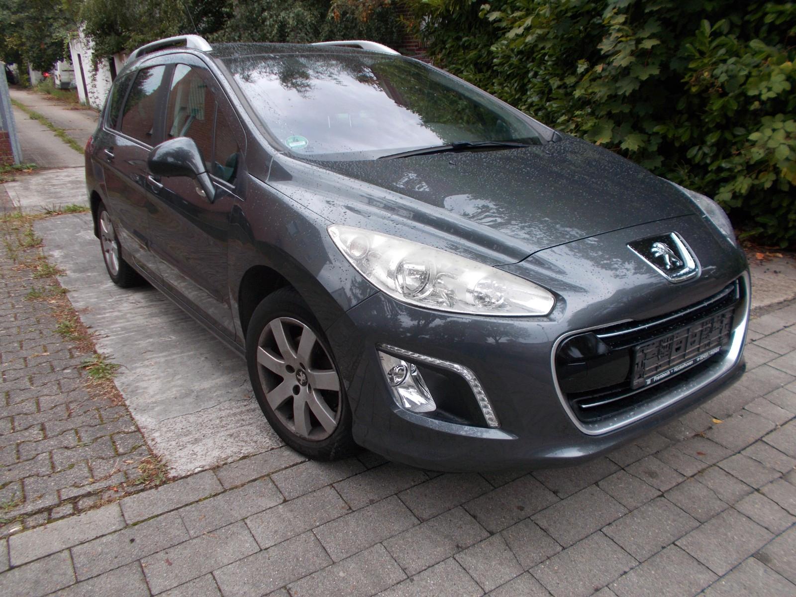 Peugeot 308 2012 — photo 7