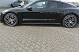 Porsche Taycan schw/schw,20",perf batt,kamera,sofort - Porsche Taycan in Leverkusen