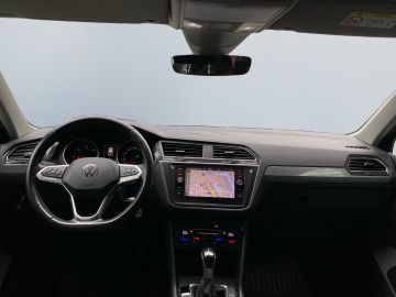 Volkswagen Tiguan - 11