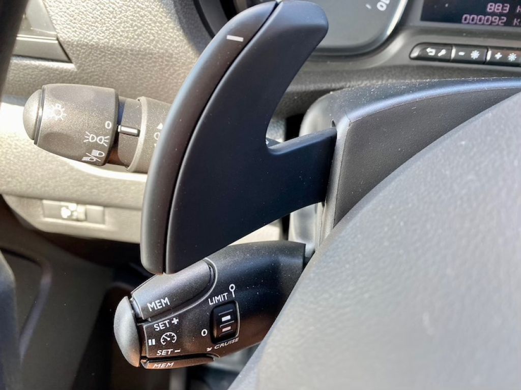 Fahrzeugabbildung Fiat Scudo L3 8-SITZER KAMERA KLIMA CARPLAY GRA ALU