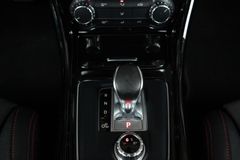 MERCEDES-BENZ CLA 45 AMG 4Matic*Bi-Xenon*Kamera*Navi*18"*