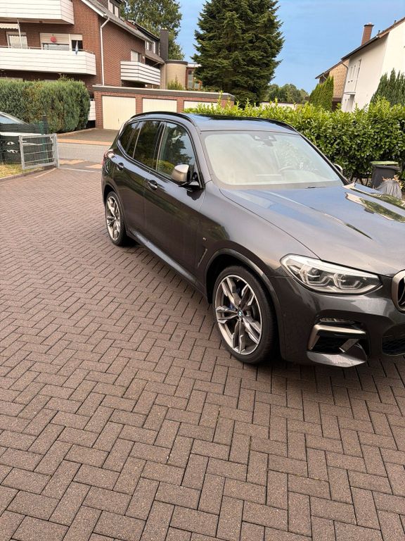Image of BMW X3 M40