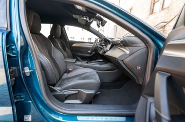 Peugeot 408 - 6