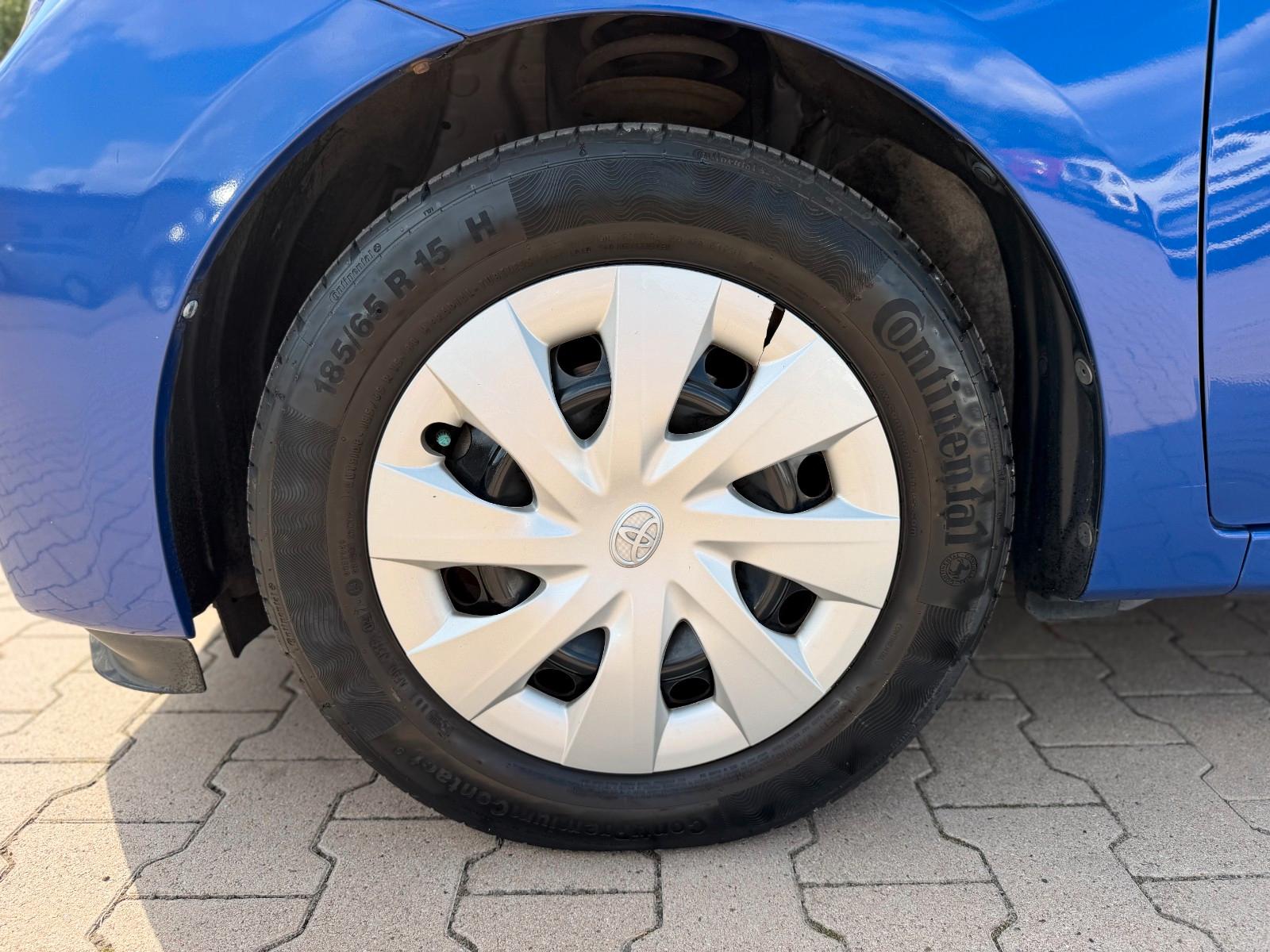 Toyota Verso-S 2011 — photo 19