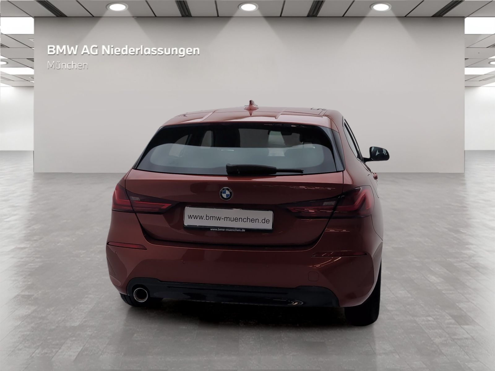 BMW 118i Sport Line AHK LiveCockpitProf Pano.Dach foto 5