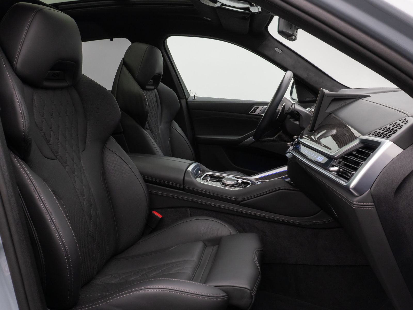 Fahrzeugabbildung BMW X6 xD30d M Sport Pro Panorama 360°HUD H/K 22Zoll