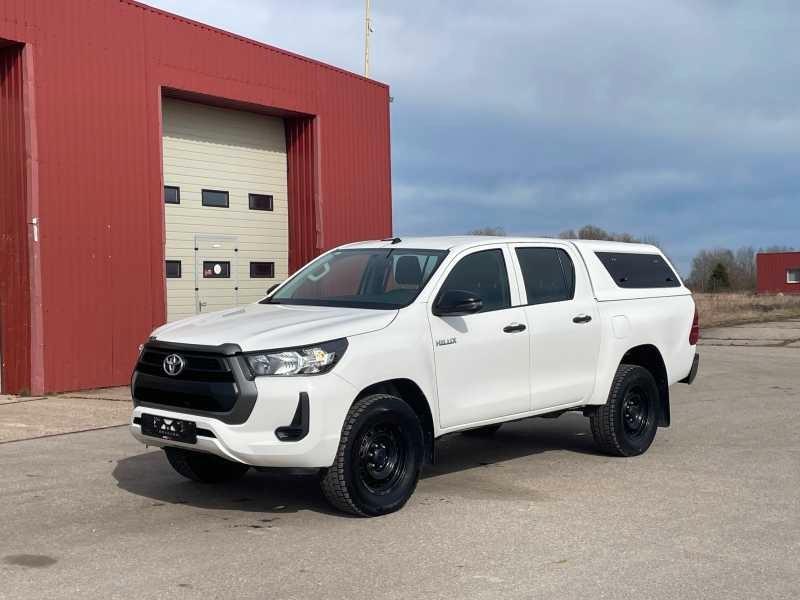 Toyota Hilux DLX+ Double Cab