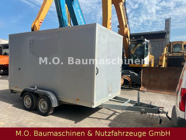 Unsinn KK 20-30 / 2 Achser / Kofferanhänger /