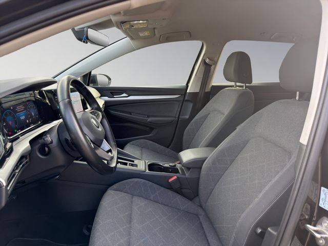 Golf VIII Variant 2.0 TDI Life DSG AHK ACC LED