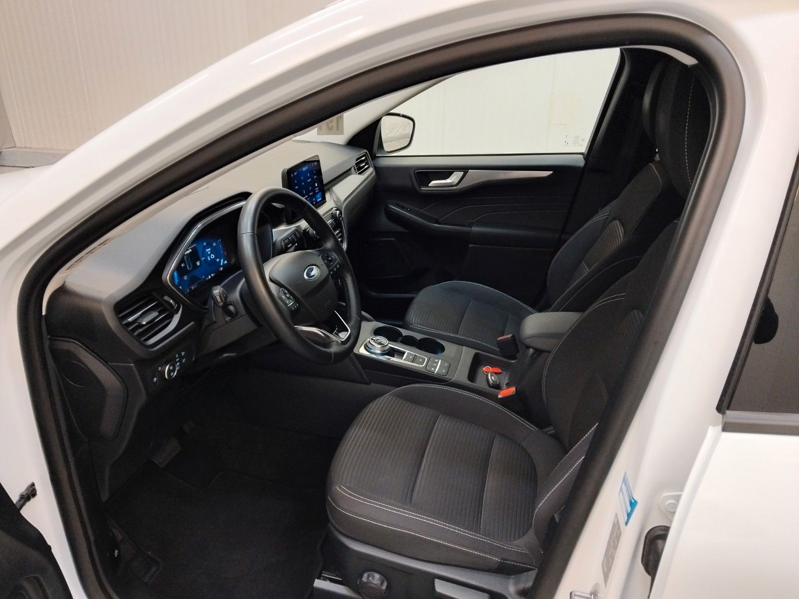 Ford Kuga (06/2026, Hybrid (Benzin/Elektro))