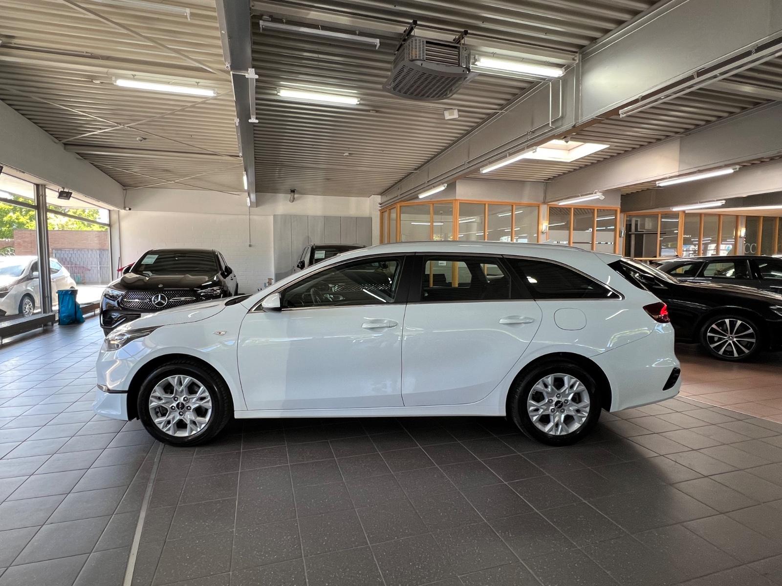 Kia Ceed Sportswagon 1.6 CRDI Vision KAM+Navi+Klima2