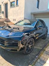 Porsche Cayenne 3.0 V6 Tiptronic - Allradlenk. Panorama - gebrauchte Porsche Cayenne aus dem Jahr 2024