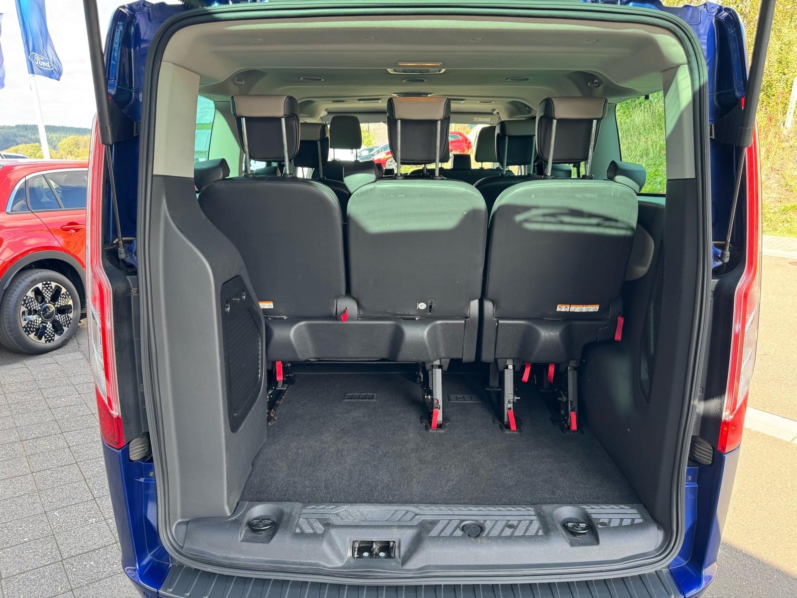 Ford Tourneo Custom Titanium L1