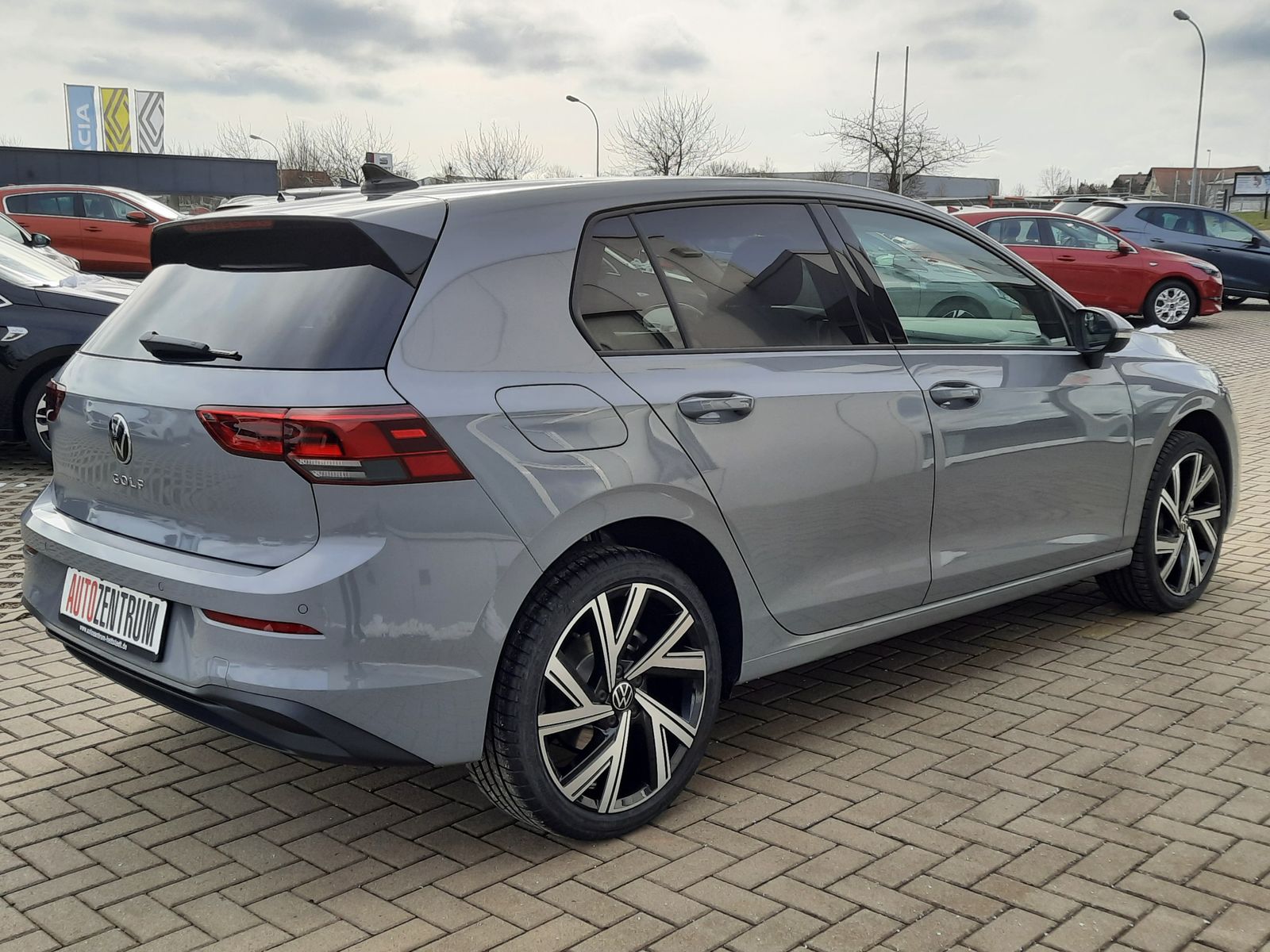 Fahrzeugabbildung Volkswagen Golf 2.0 TDI LED PANO VIRT. COCKPIT 18* ALU