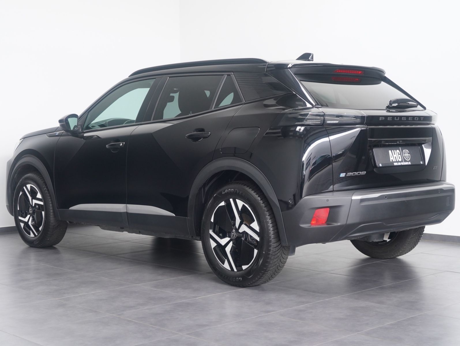 Fahrzeugabbildung Peugeot 2008 e- GT 11KW/LED/NAVI/360°/SOH
