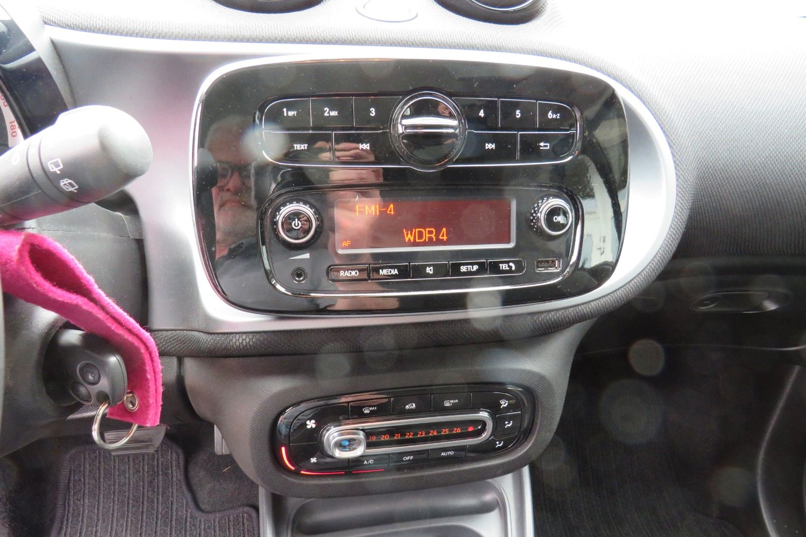 Fahrzeugabbildung Smart FOR TWO PASSION AUTOMATIK GLASDACH KLIMA ALU