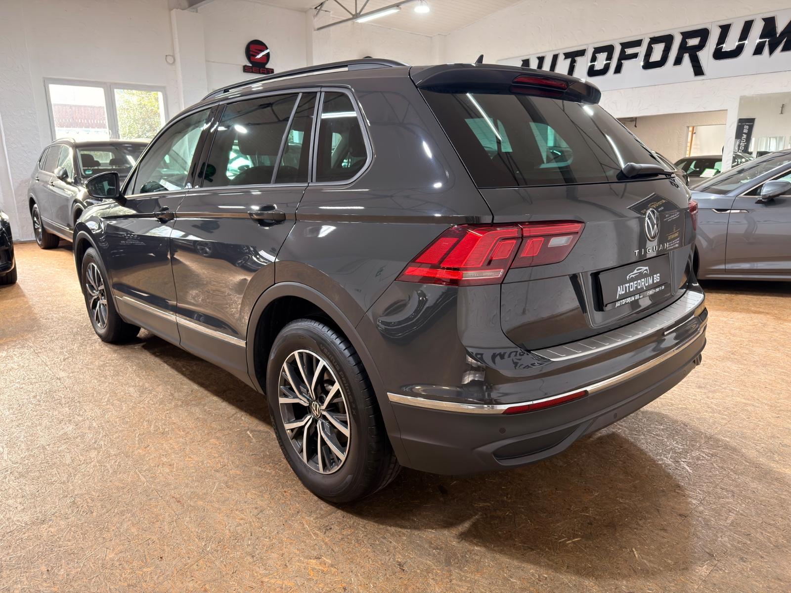 Volkswagen Tiguan Life 2.0TDI DSG/SHZ/ACC/LED/PDC/17", миниатюра 9