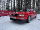 Audi S2 2.2 Coupe - - Audi S2 mit Benzin-Antrieb