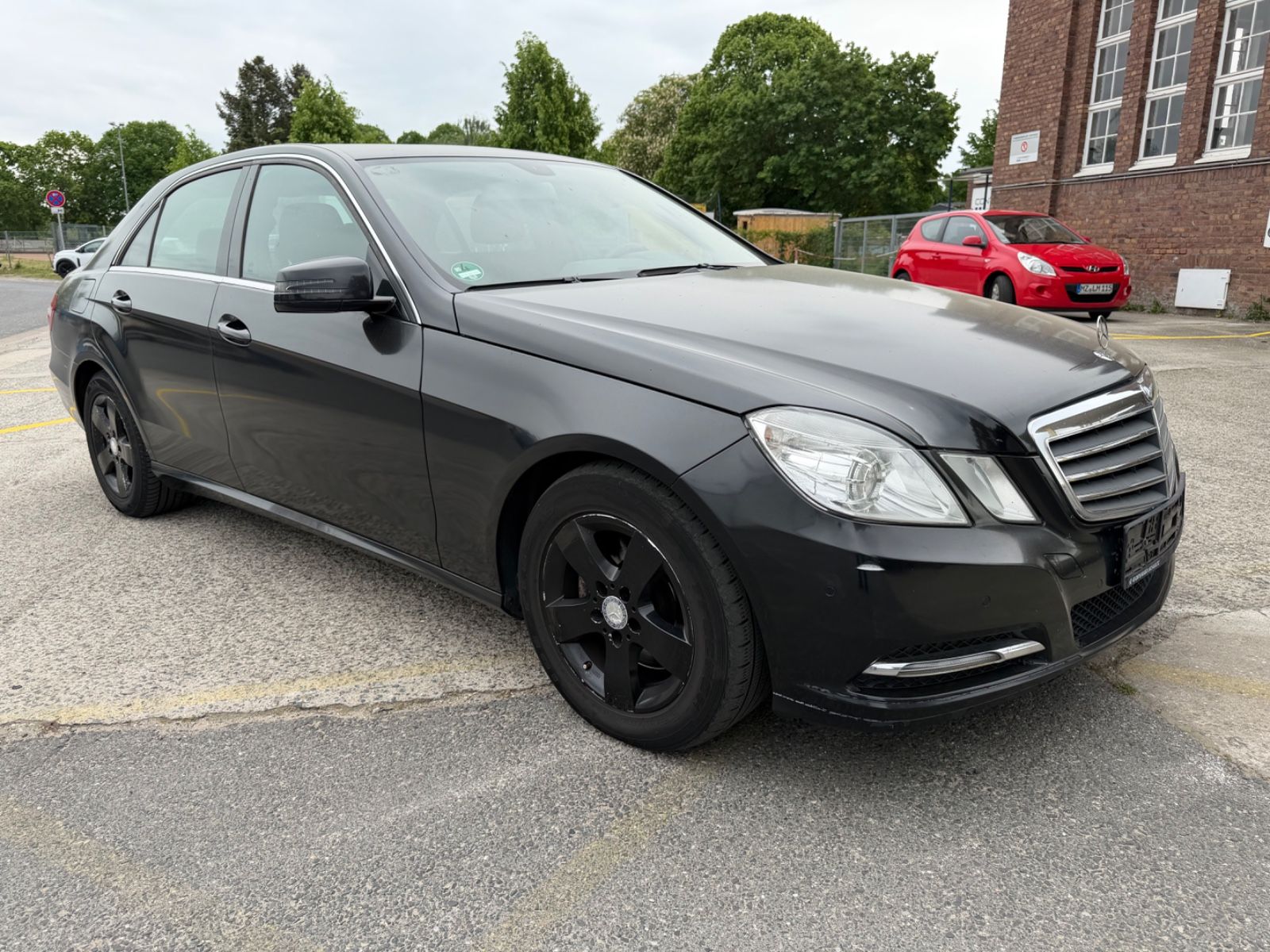 Mercedes E 300 2013, 3.0D dīzelis, Automāts, Sedans, Pelēks — Latvijā