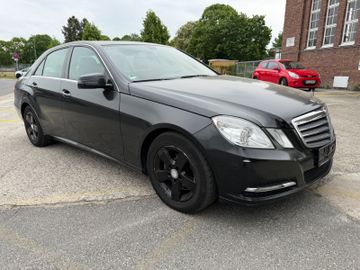Mercedes E 300 - 1