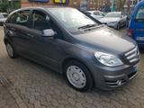 Mercedes-Benz B 200 B -Klasse B 200 KLIMAANLAGE SITZHEIZUNG - gebrauchte Mercedes-Benz B 200 aus dem Jahr 2011