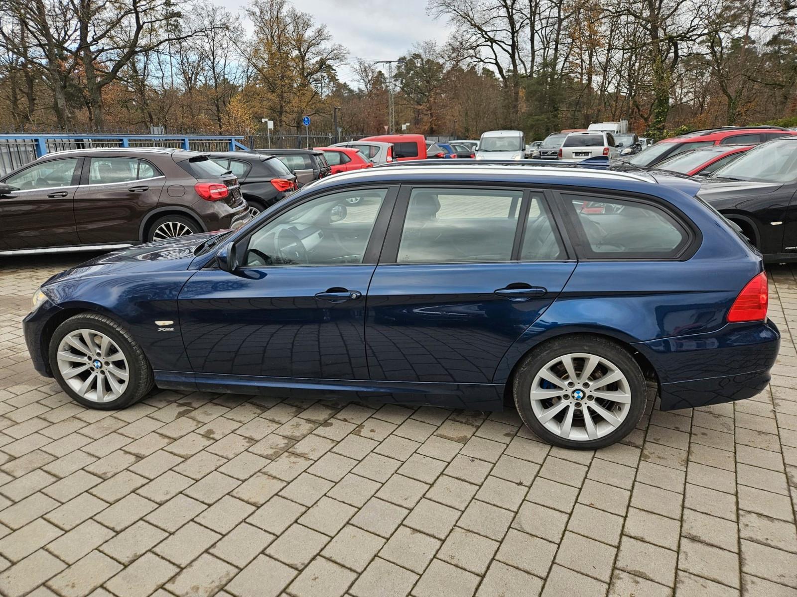 BMW 320 2011 — photo 8