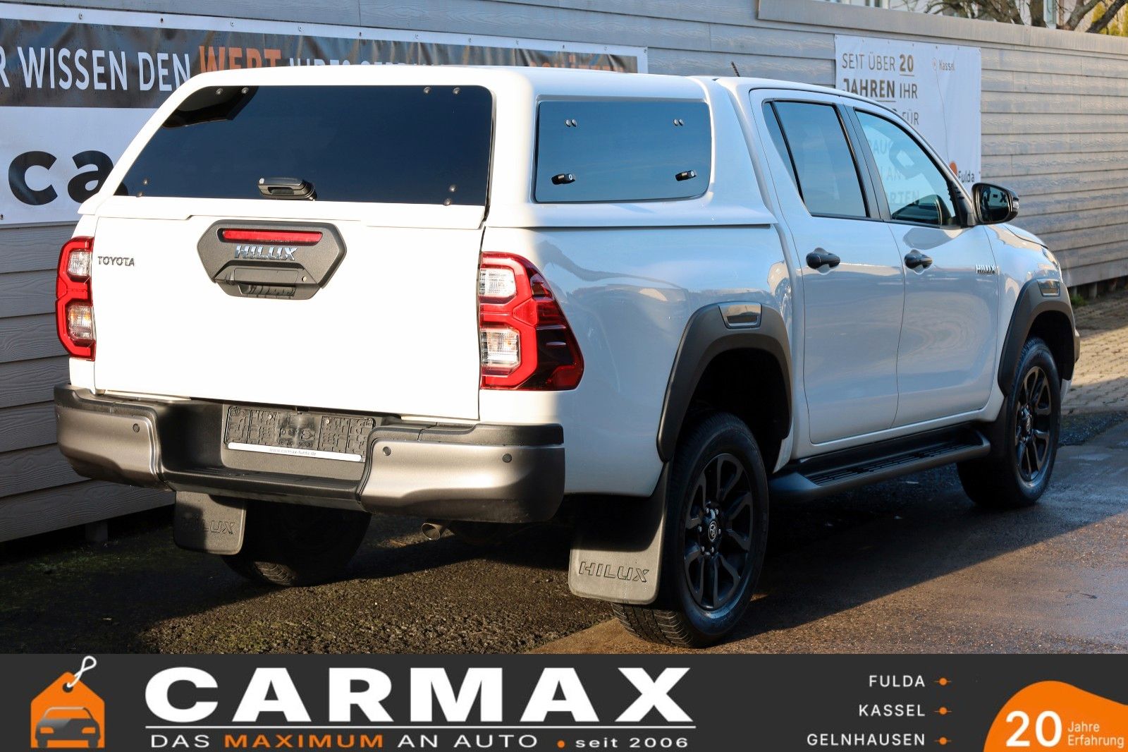 Fahrzeugabbildung Toyota Hilux 2.8 D-4D 4x4 Invincible,HardTop,Garantie
