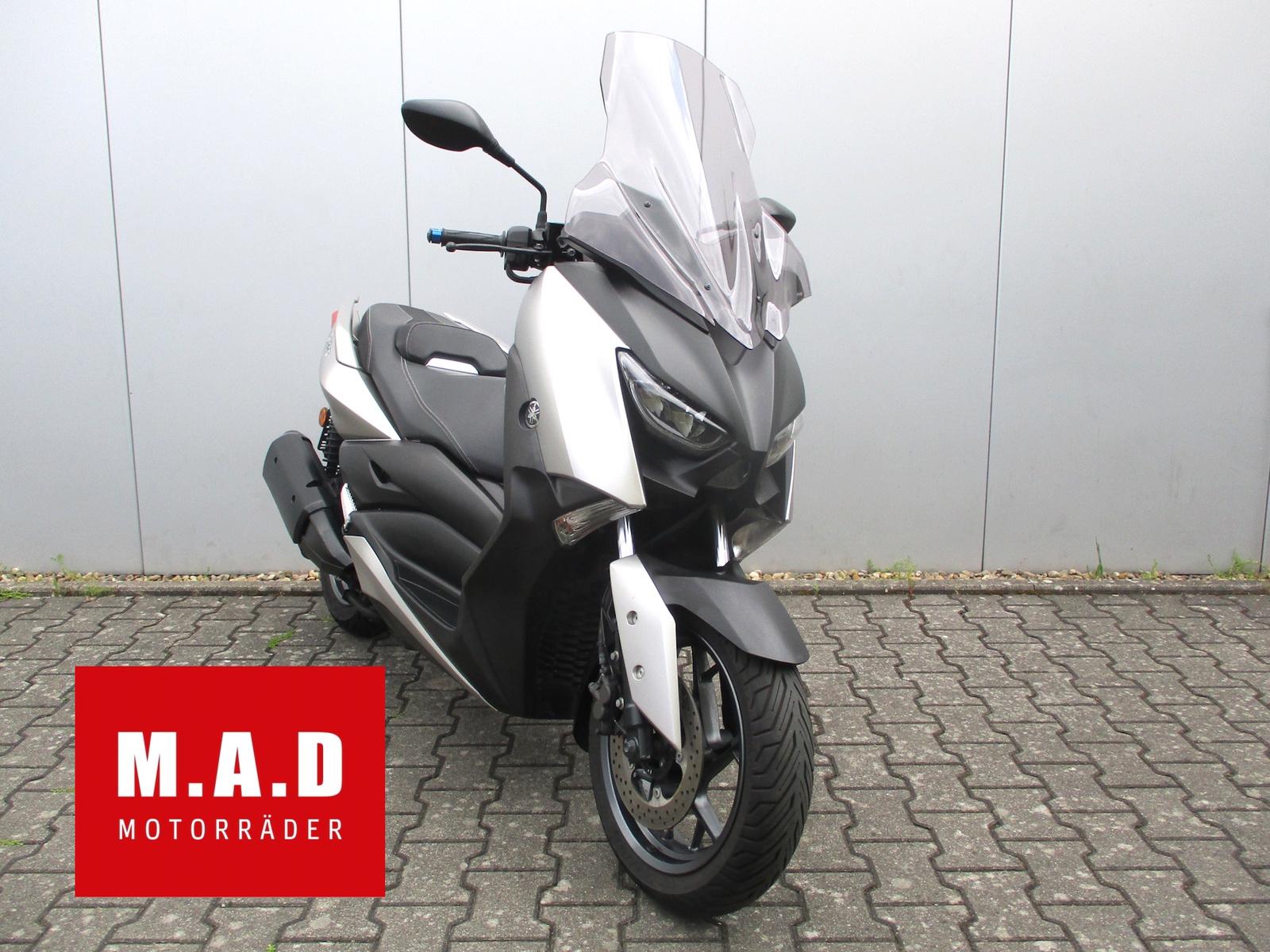 Yamaha XMAX 300 